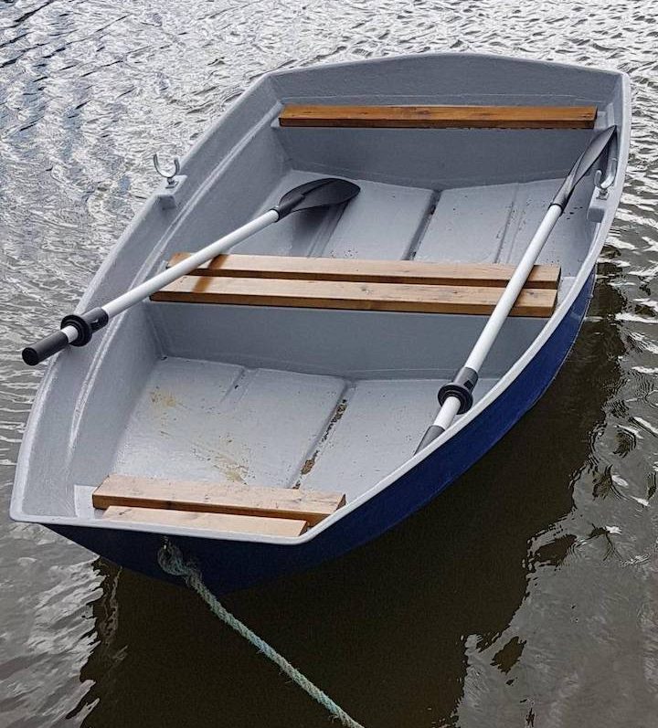 7.5ft dinghy on a hot summers day