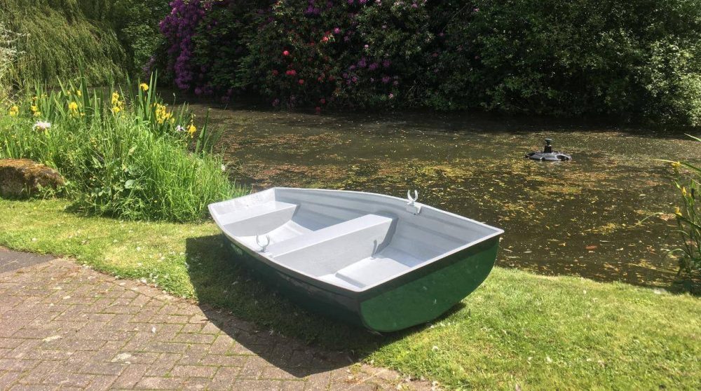 7ft green row boat