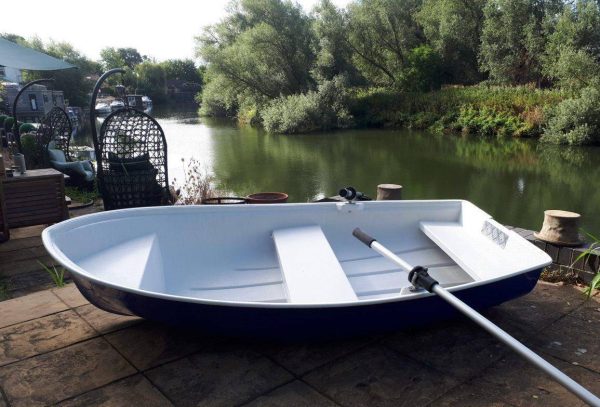 7.5ft dinghy on a peaceful river