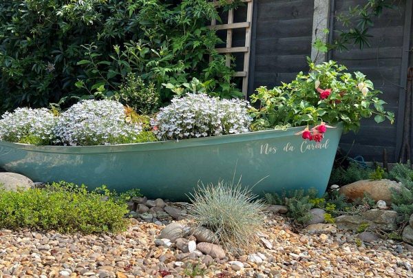 8ft Garden Boat Planter