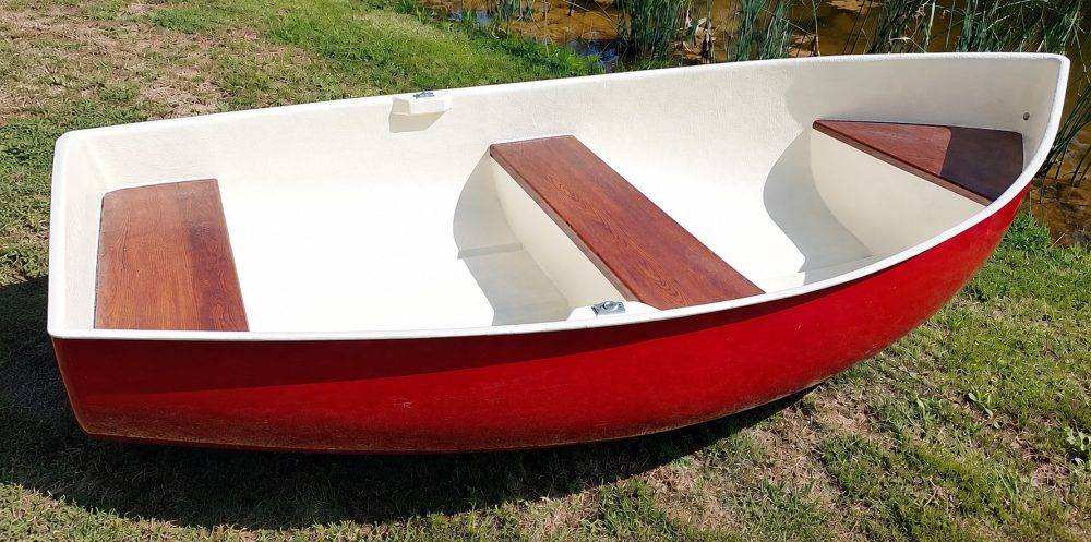 otter_boats_flat_stern 8 1/2ft rowing boat - with wood effect seats