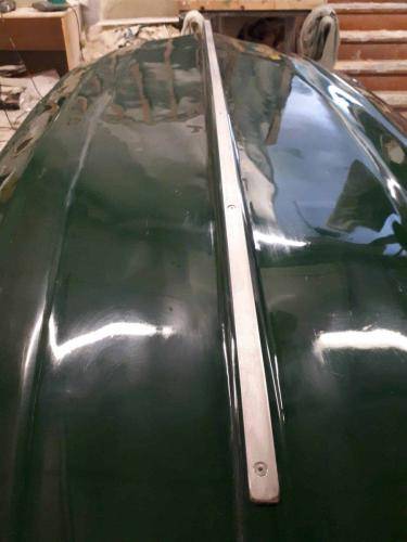 7ft dinghy with stainless steel rubbing strake