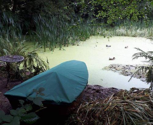 Green 8 1/2ft boat cover