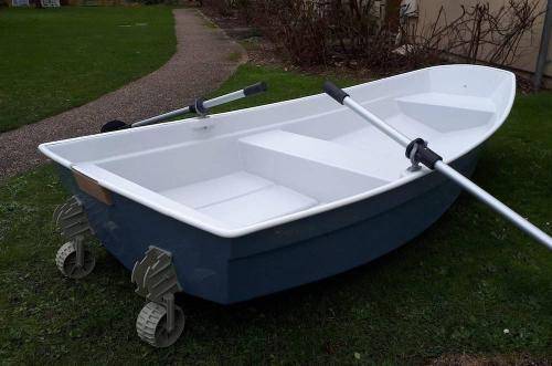 pigeon blue row boat