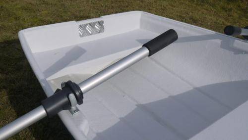 oar placement close up