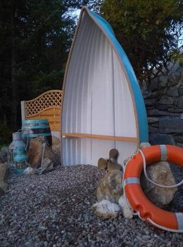 turquoise garden seat