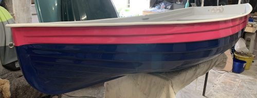 9.5ft classic rowing boat in a two tone finish
